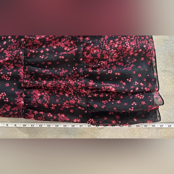 Maison Tara Black and Red Floral Dress (797) - Picture 11 of 15